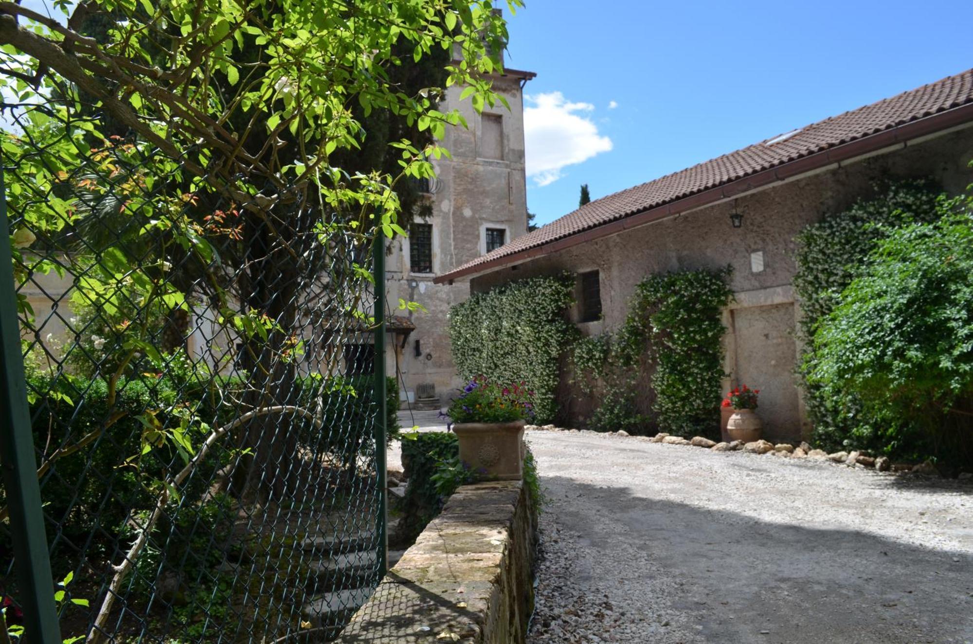 לינה וארוחת בוקר טיבולי Casale Colleoni מראה חיצוני תמונה