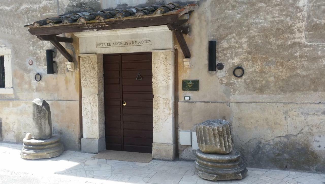 לינה וארוחת בוקר טיבולי Casale Colleoni מראה חיצוני תמונה